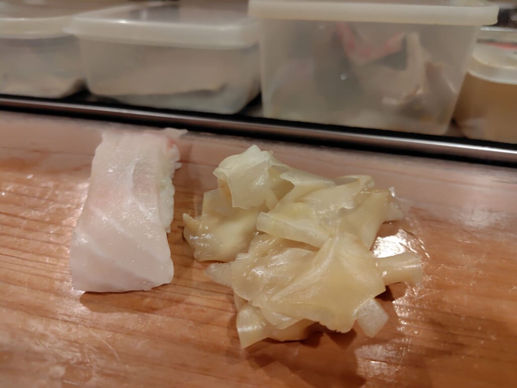 すきやばし次郎浜松店の鯛のにぎり